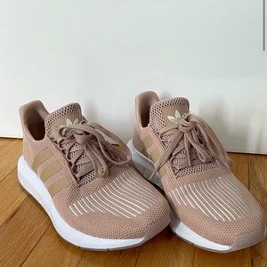 ADIDAS Swift Shoes Pink